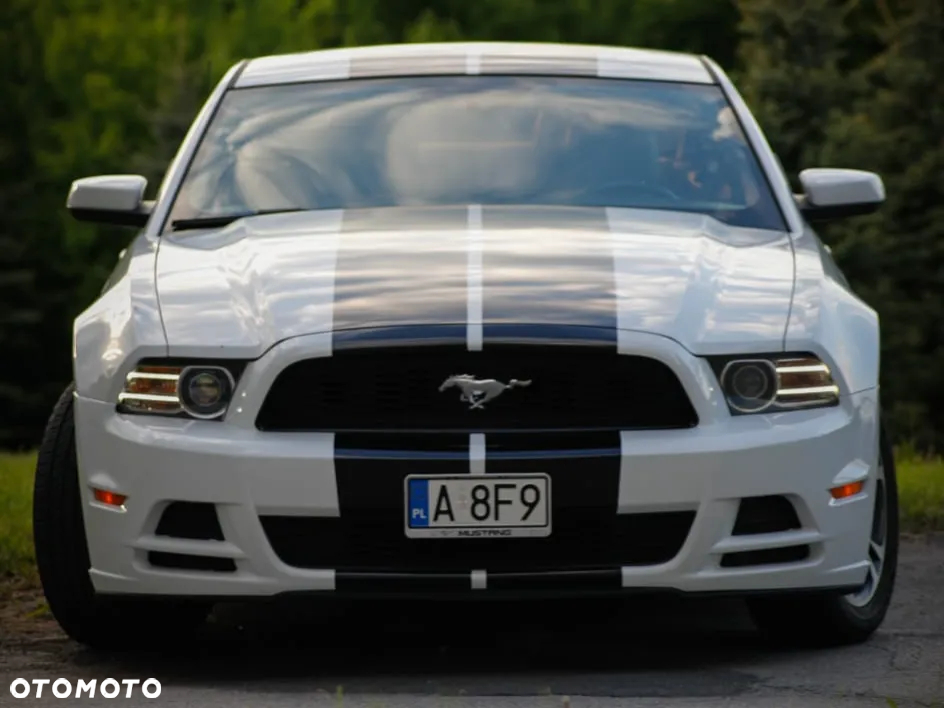 Ford Mustang 3.7 V6 Premium - 32