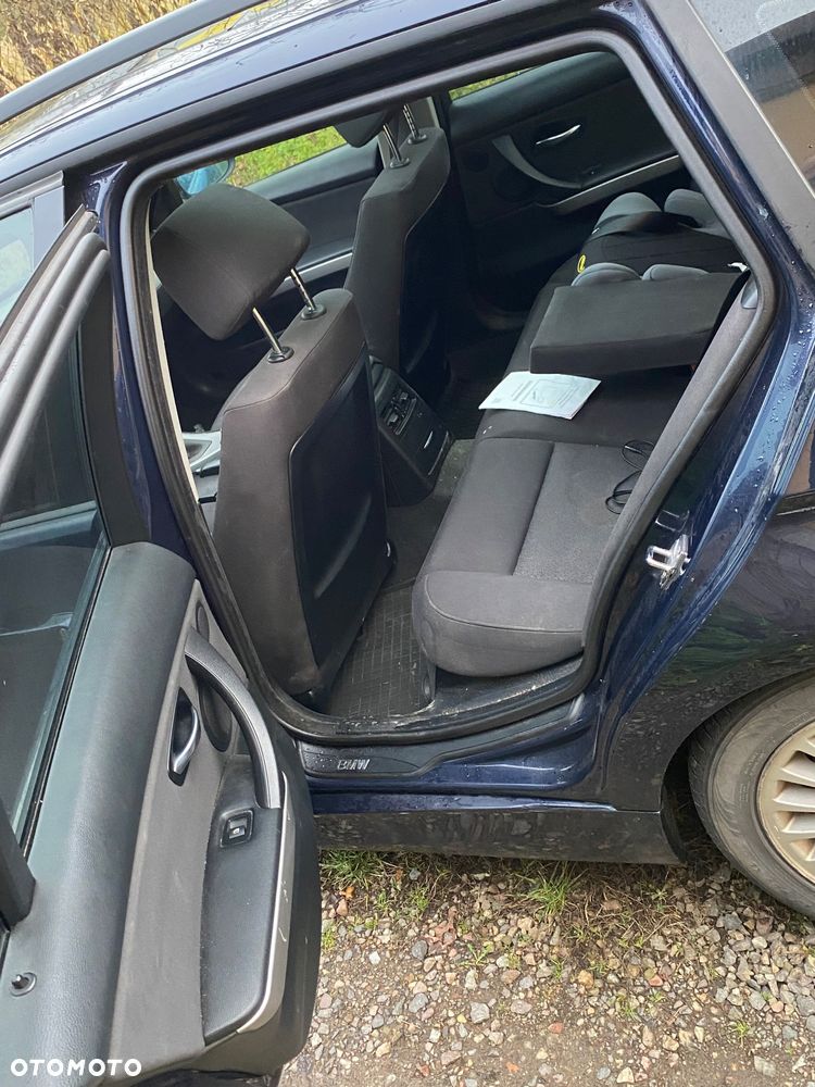 BMW Seria 3 320d - 6