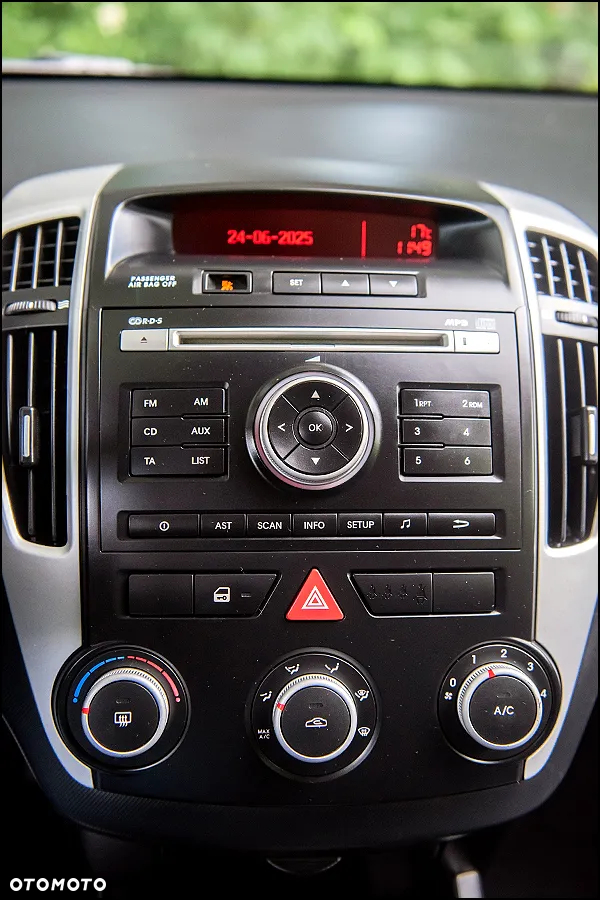 Kia Ceed - 23