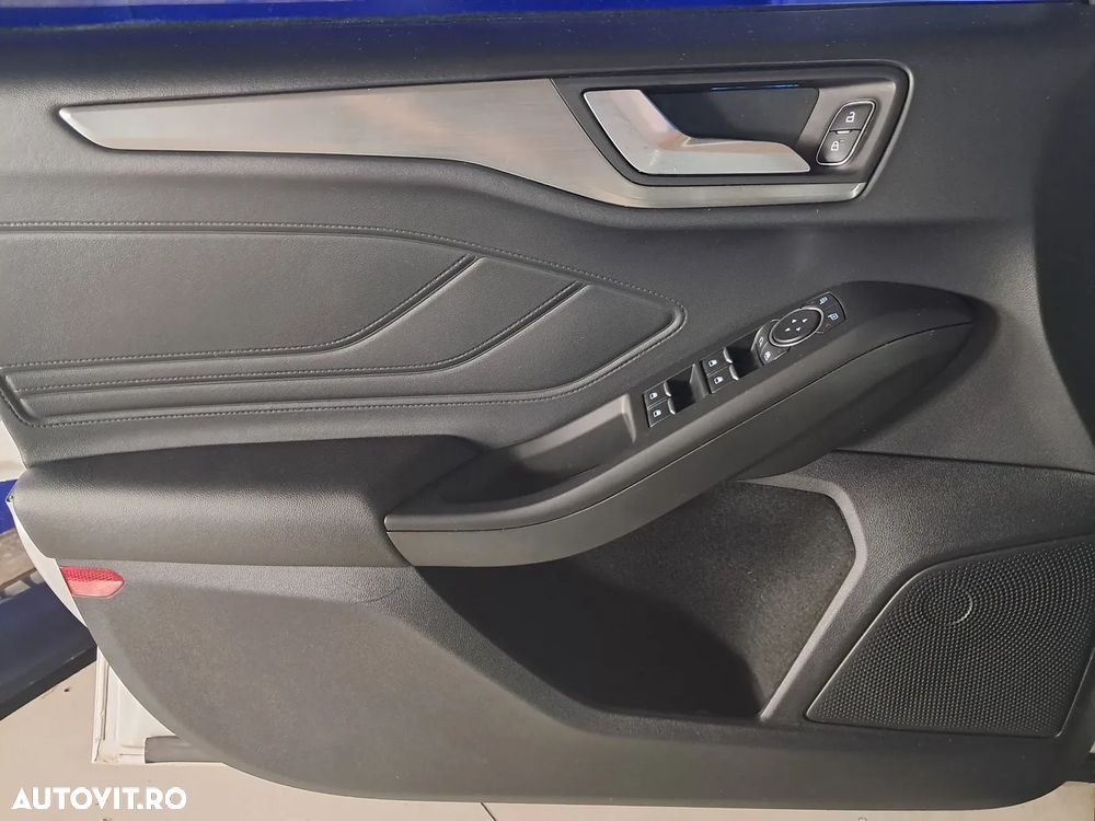 Ford Focus - 9