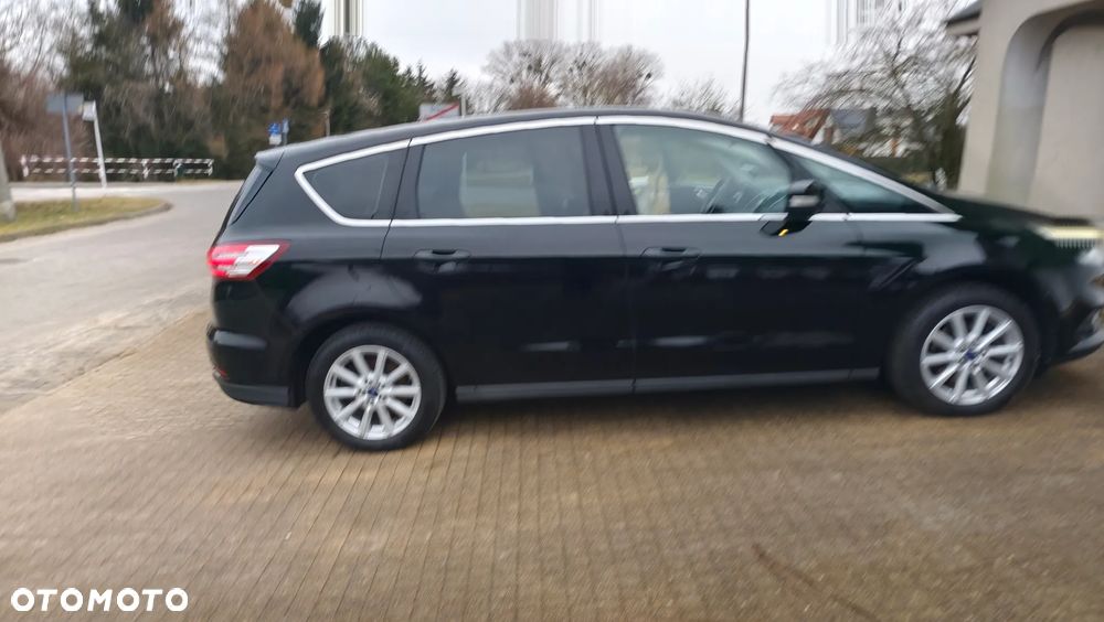 Ford S-Max 2.0 TDCi Titanium - 22
