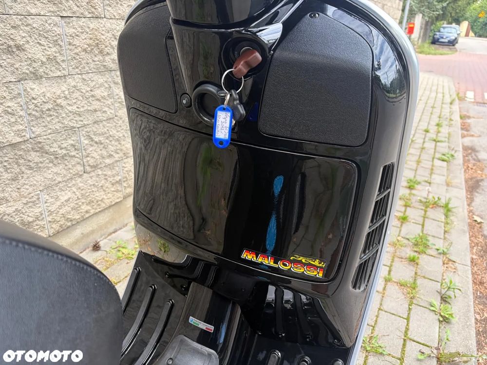 Vespa GTS - 22