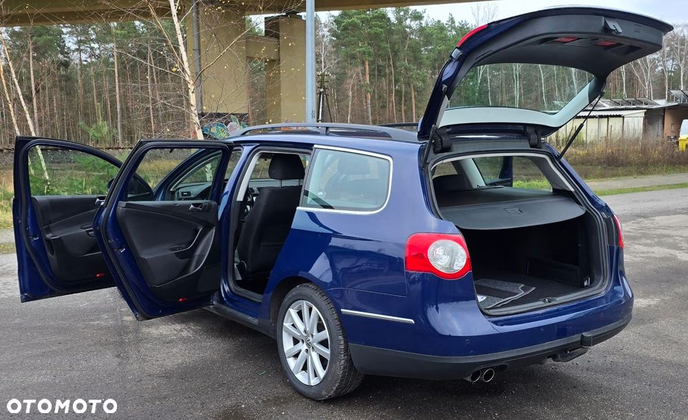 Volkswagen Passat 1.8 TSI Exclusive - 17