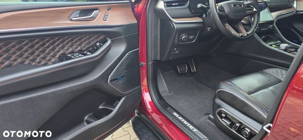 Jeep Grand Cherokee - 9