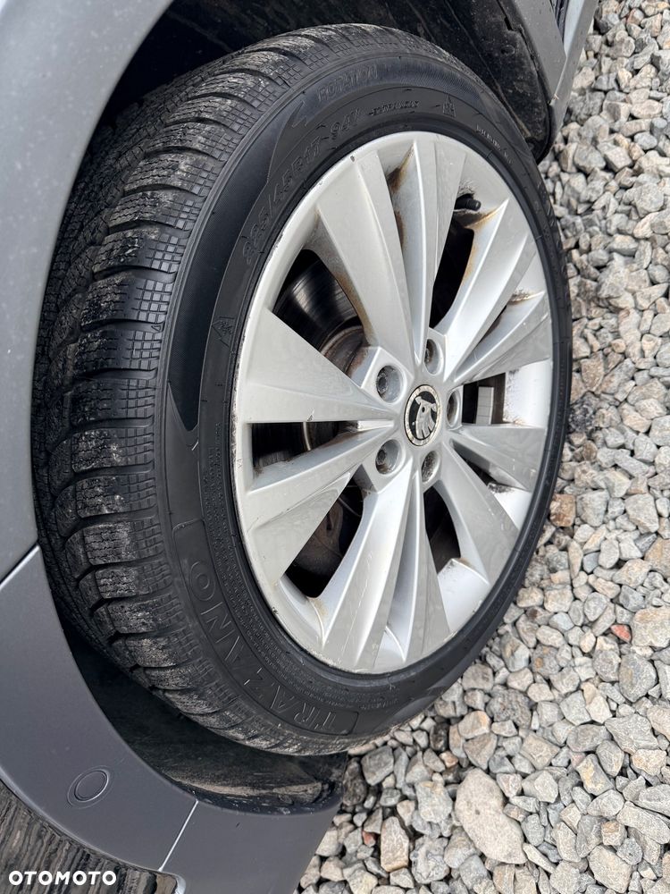 Skoda Superb 2.0 TDI Green tec 4x4 DSG Ambition - 16