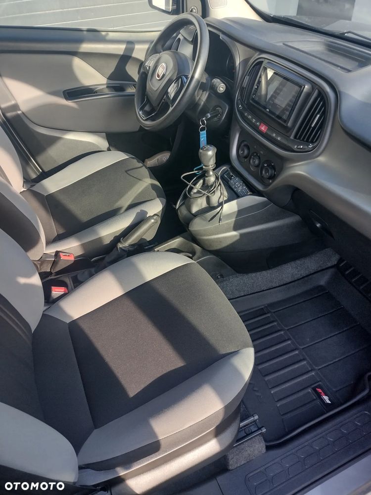 Fiat Doblo - 17