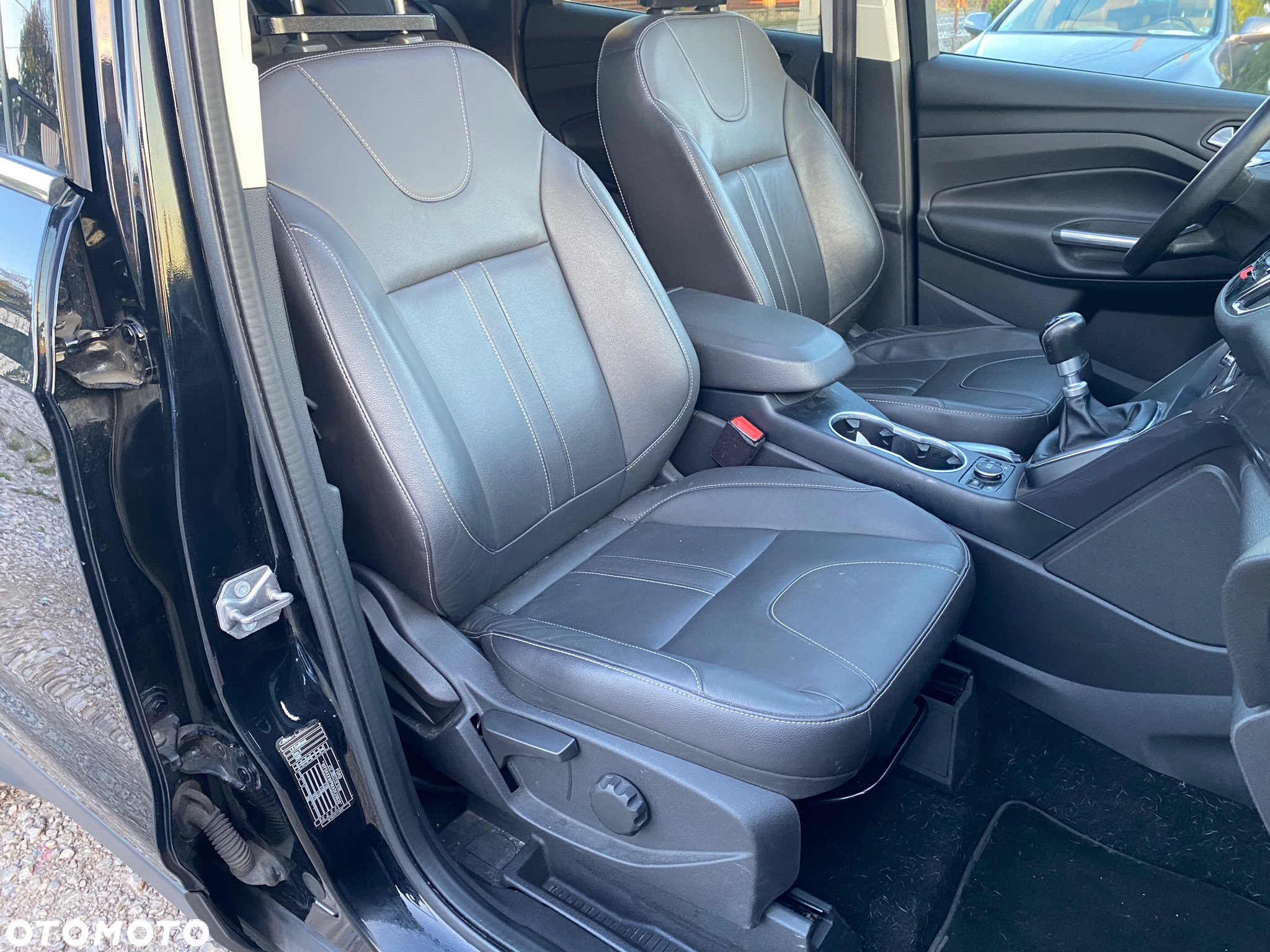 Ford Kuga 1.6 EcoBoost FWD Titanium Plus ASS - 33