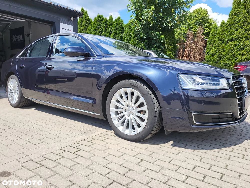 Audi A8 - 10
