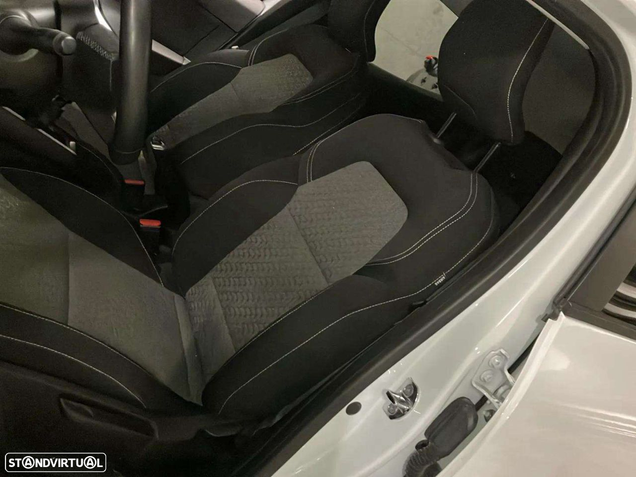 Renault Clio 1.0 TCe Limited Bi-Fuel - 12