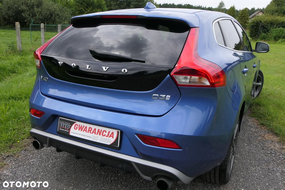 Volvo V40 D3 Drive-E SCR R-Design Momentum - 8