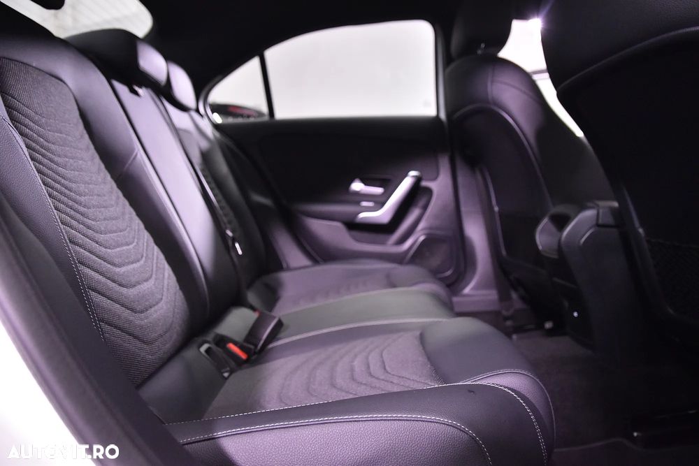 Mercedes-Benz A 180 d 8G-DCT - 14