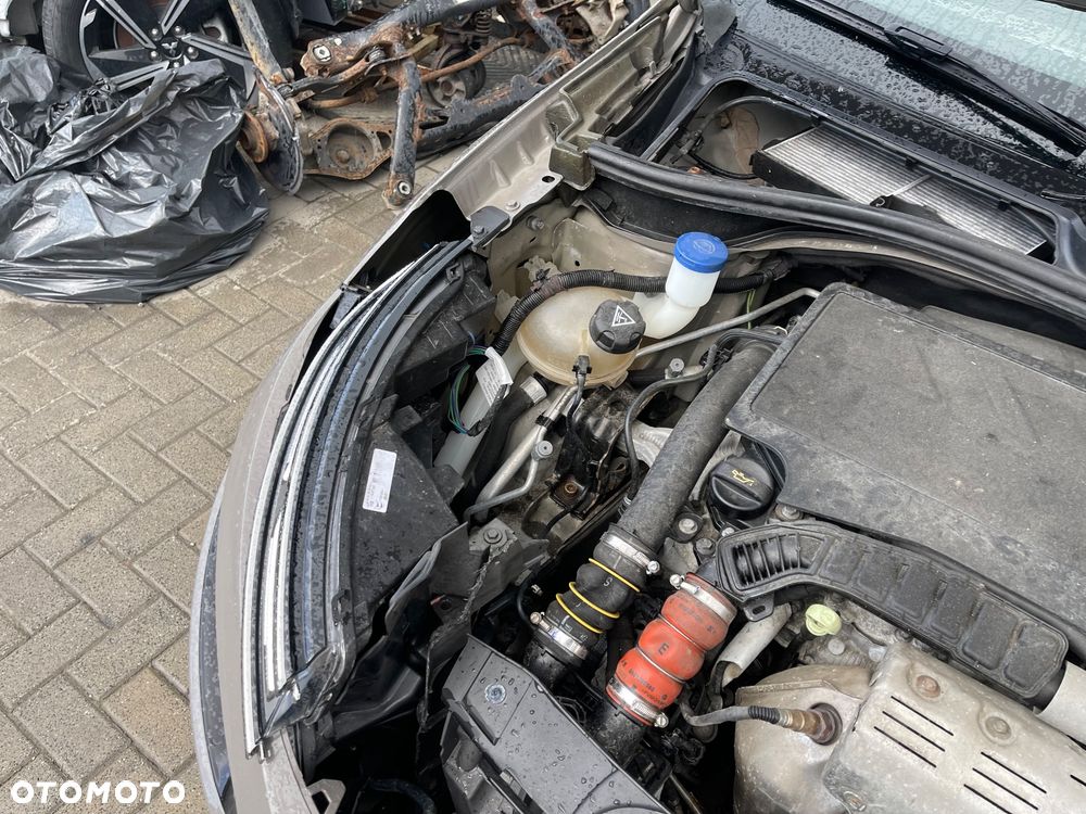 Citroën C4 Cactus 1.2 PureTech GPF Shine EAT6 - 7