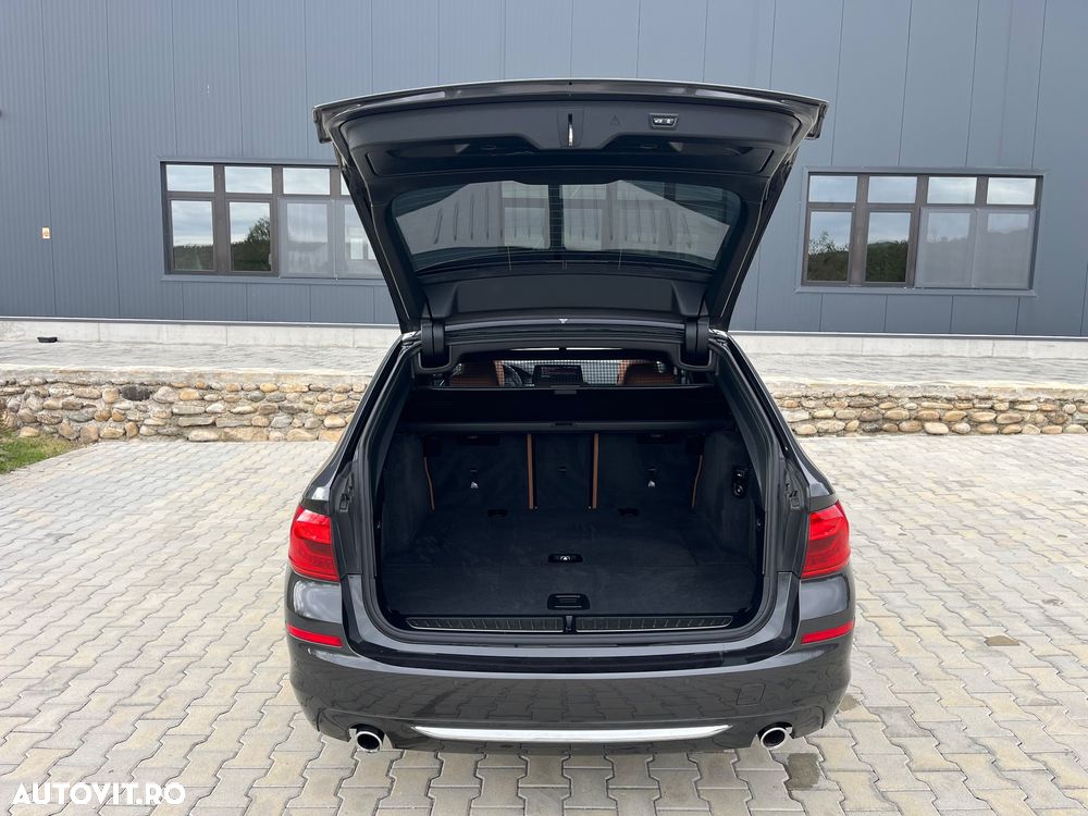 BMW Seria 5 520d xDrive Touring Aut. Luxury Line - 29