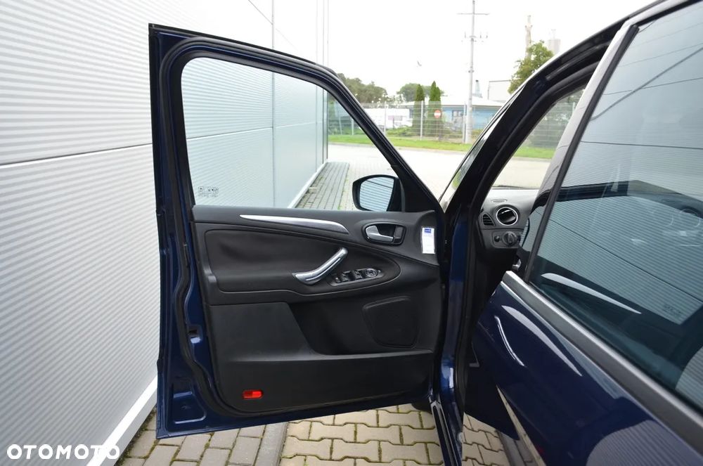 Ford S-Max 2.0 Ambiente - 20