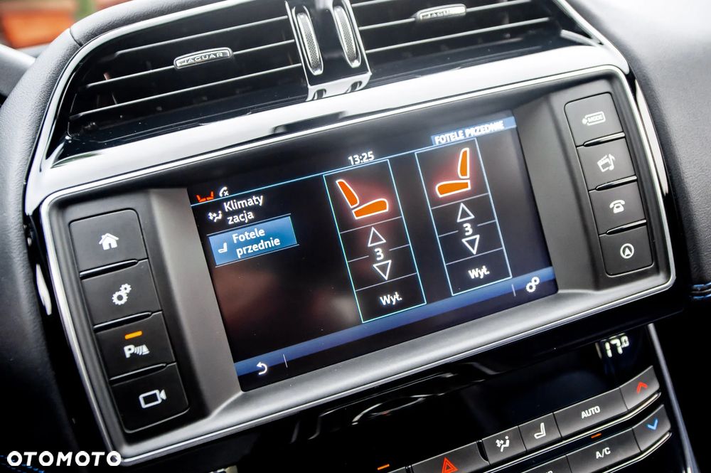 Jaguar XE 20d R-Sport Ingenium Edition - 35