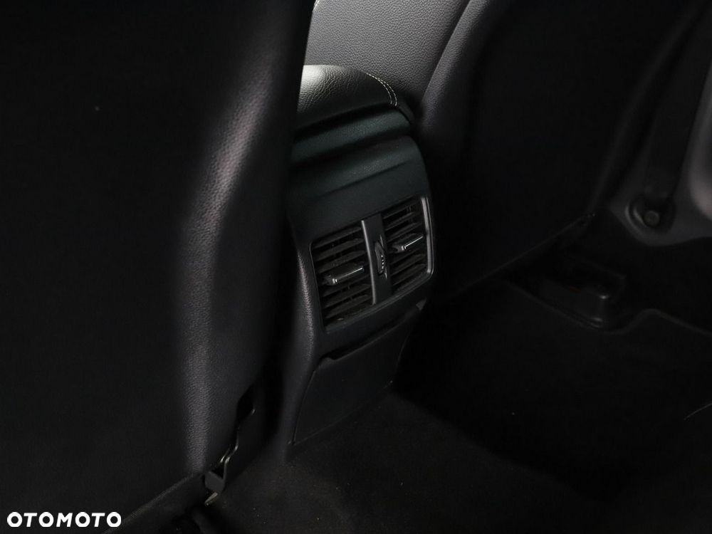 Mercedes-Benz Klasa A 180 (BlueEFFICIENCY) 7G-DCT Style - 35