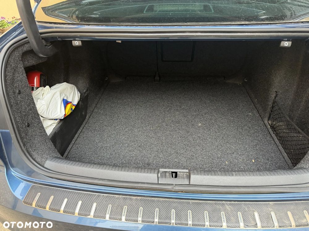 Volkswagen Jetta 1.4 TSI BMT Highline - 9