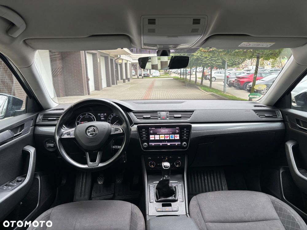 Skoda Superb 1.6 TDI GreenLine - 8