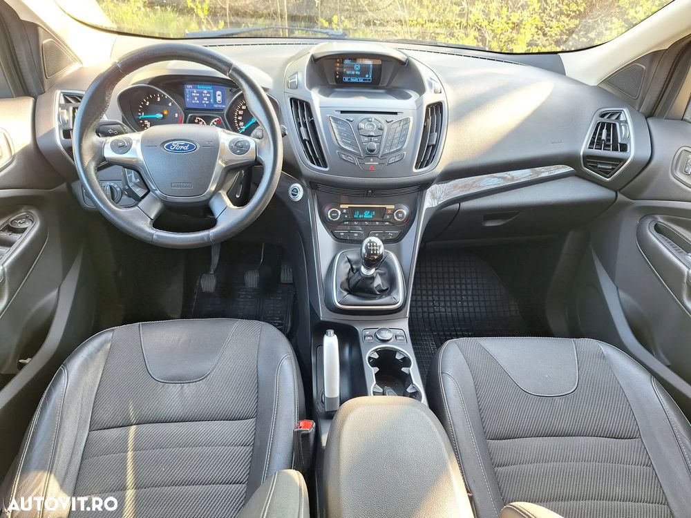 Ford Kuga 2.0 TDCi 2x4 Trend - 8