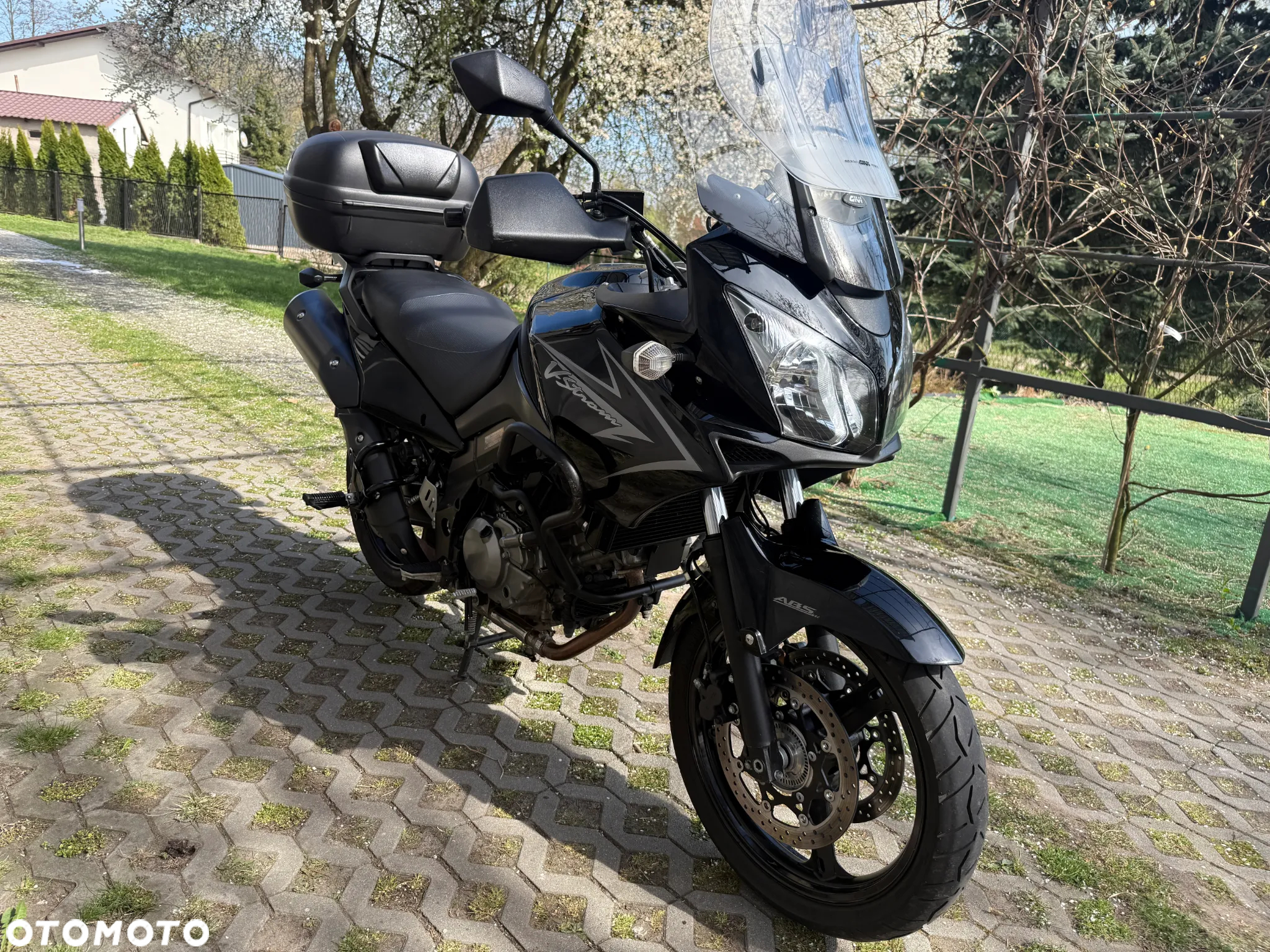 Suzuki DL - 13