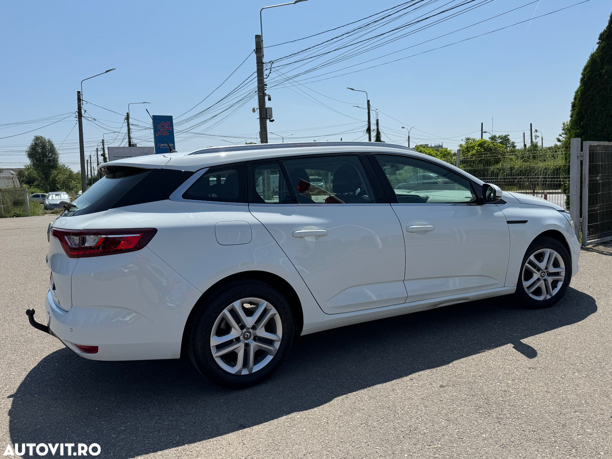 Renault Megane BLUE dCi 115 BUSINESS EDITION - 25