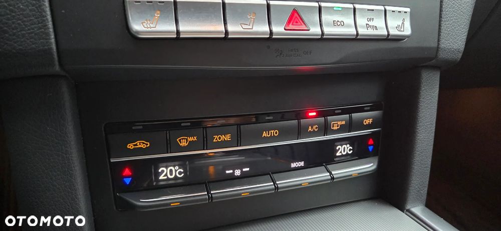 Mercedes-Benz Klasa E 300 4-Matic Avantgarde - 33