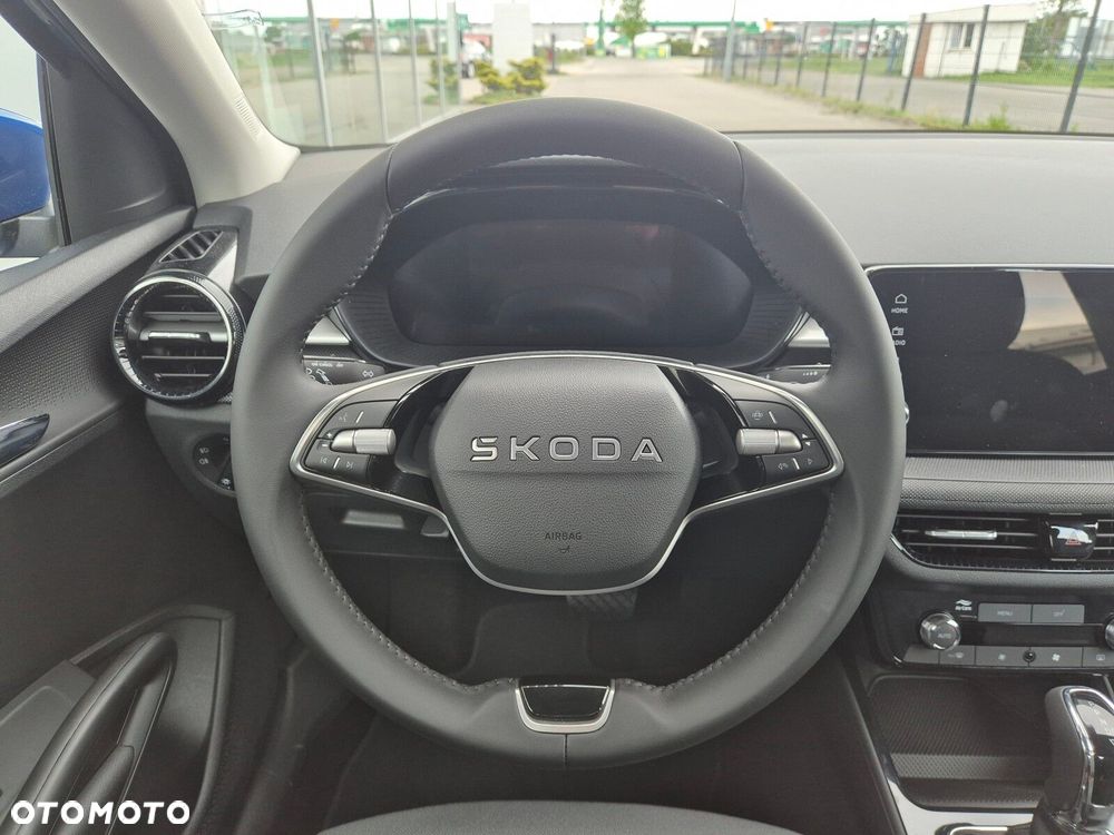 Skoda Fabia 1.0 TSI Drive DSG - 35