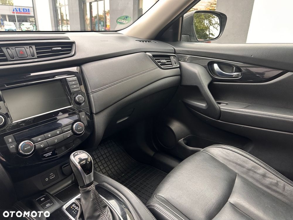 Nissan X-Trail 1.7 dCi N-Connecta 4WD Xtronic 7os - 9