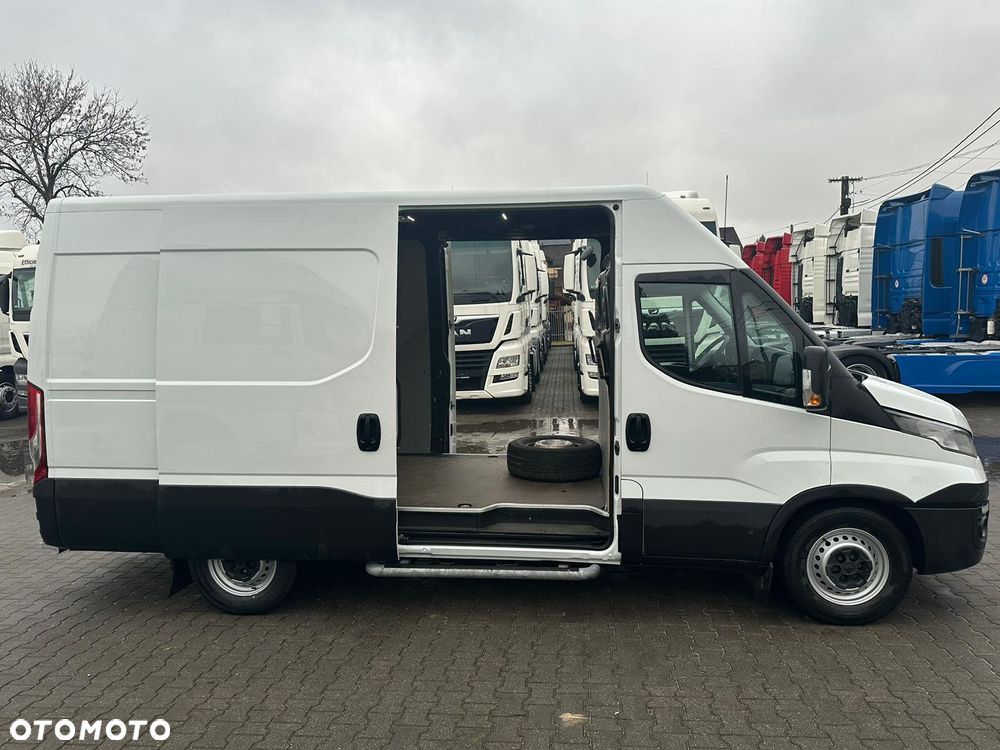 Iveco DAILY L3H2 / 3.0 180KM / HAK 3500KG / DRZWI Z DWÓCH STRON - 15