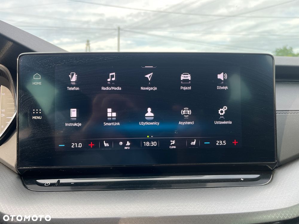 Skoda Octavia Combi 2.0 TDI DSG Exclusive Plus - 30