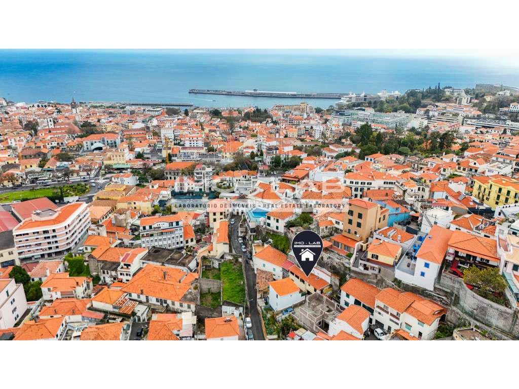 Villa T2+1 - São Pedro - Funchal - Grande imagem: 2/22