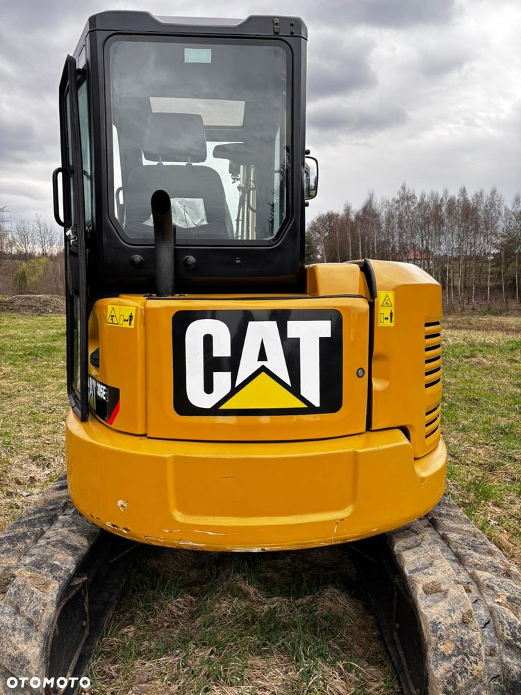 Caterpillar - 36