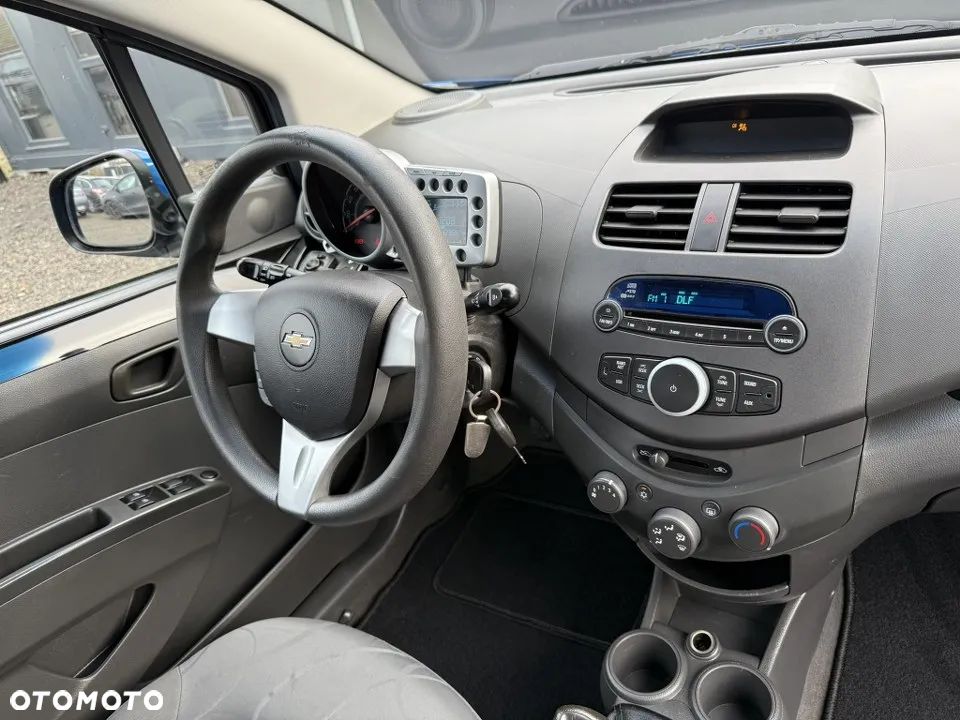 Chevrolet Spark 1.2 LTZ - 30