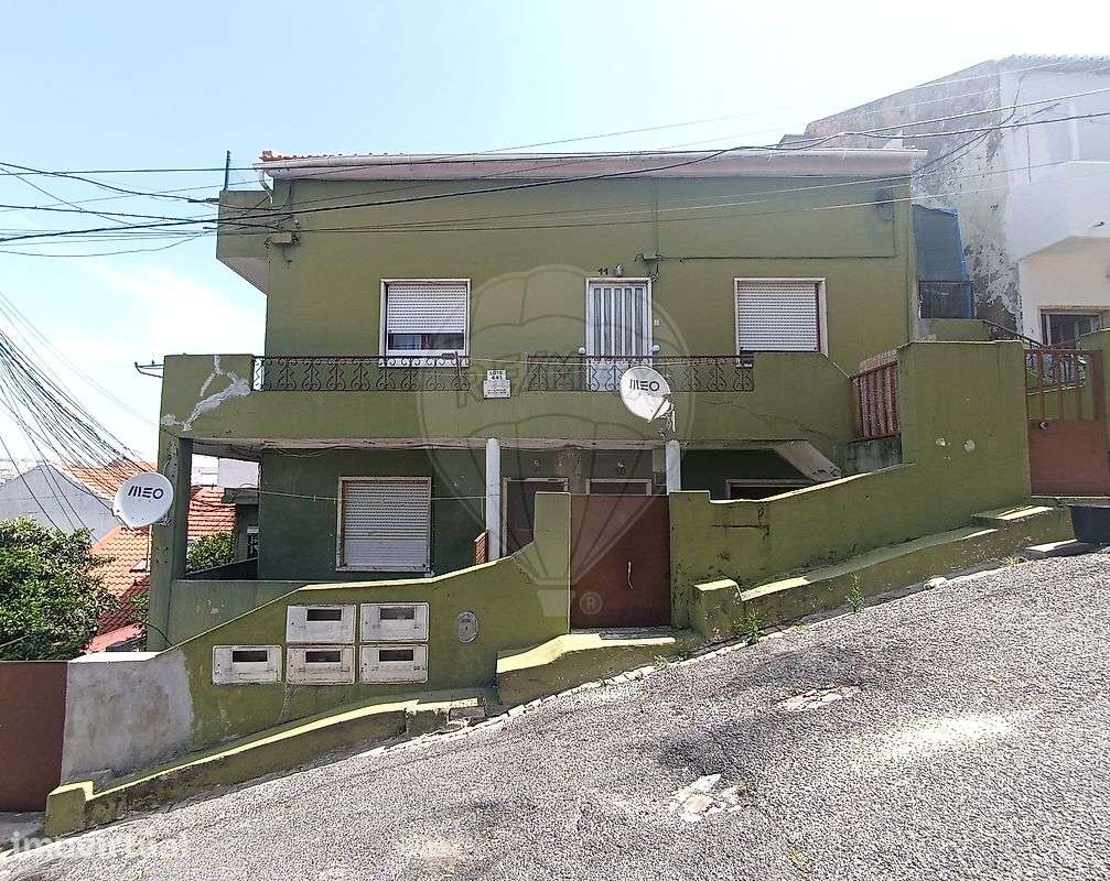 Moradia T12 para venda - Grande imagem: 2/20