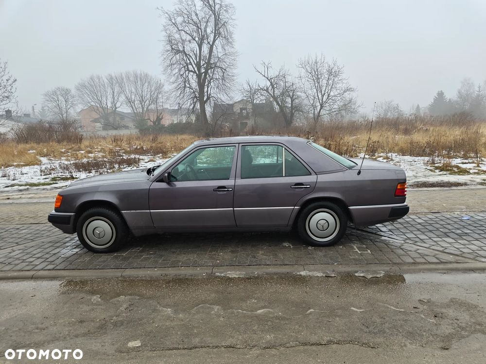 Mercedes-Benz W124 (1984-1993) - 2