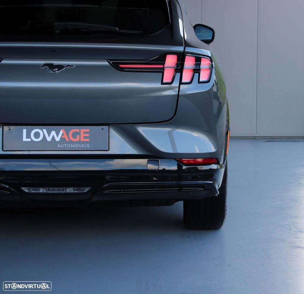 Ford Mustang Mach-E 98.7 kWh Premium - 13