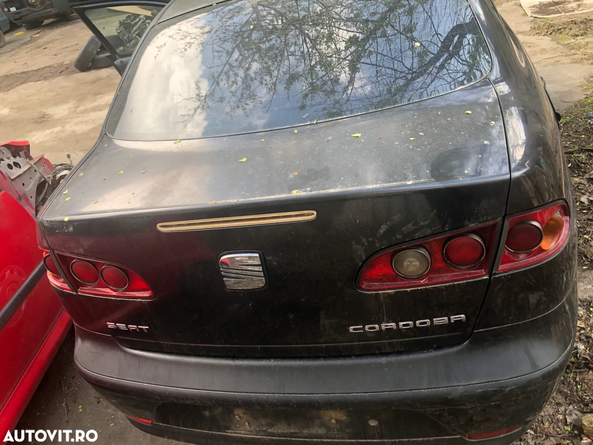 Haion portbagaj Seat Cordoba negru 2005 - 5