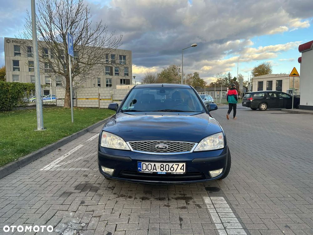 Ford Mondeo 2.0 Trend / Trend+ - 11