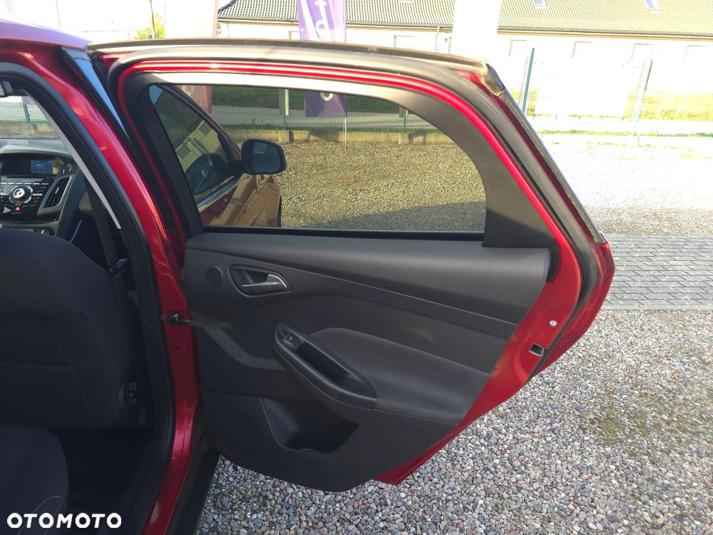 Ford Focus 1.6 EcoBoost Start-Stopp-System Titanium - 12