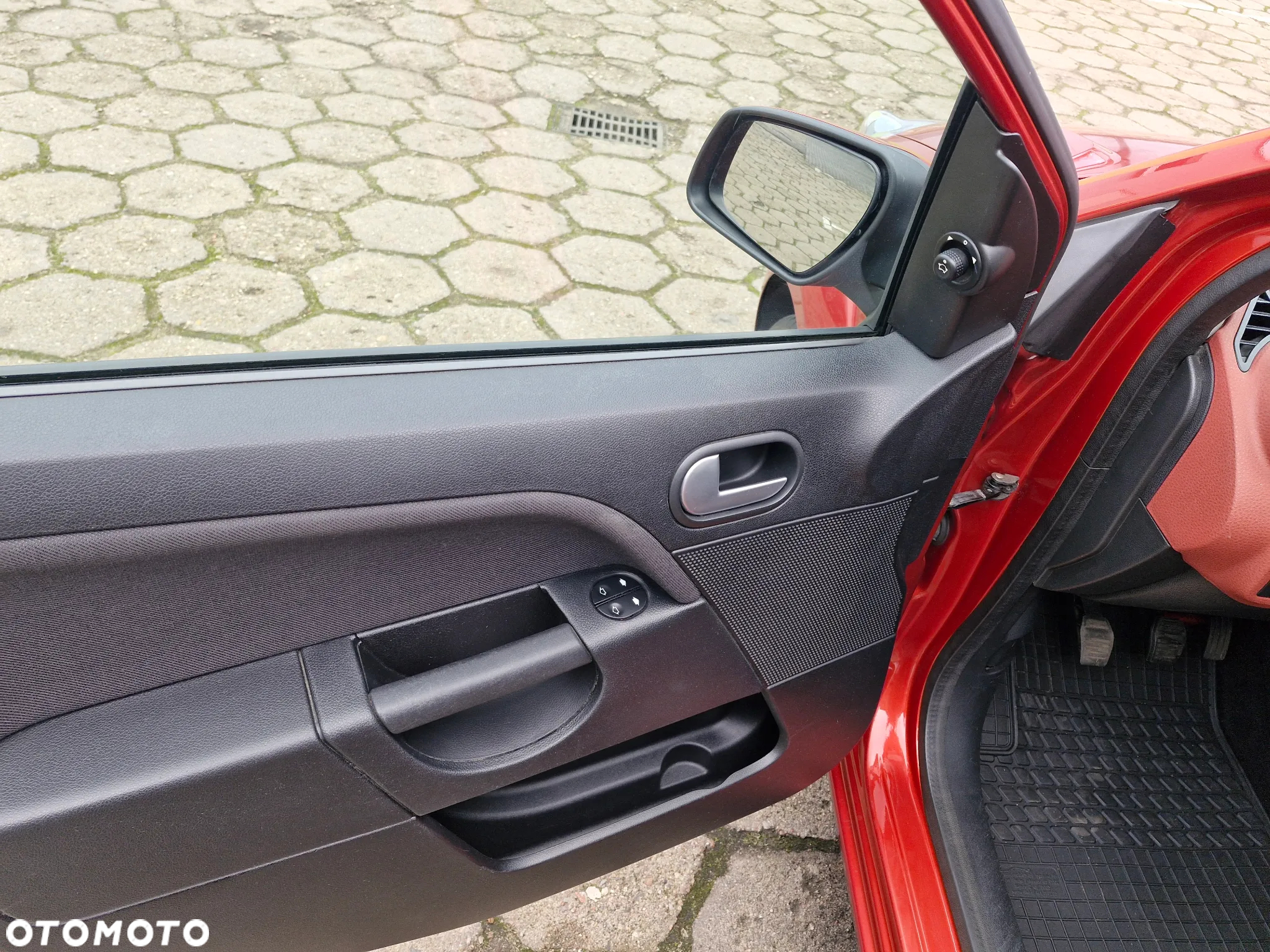Ford Fiesta 1.4 - 13