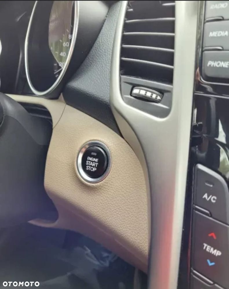 Hyundai i30 1.6 GDI BlueDrive Premium DCT - 8