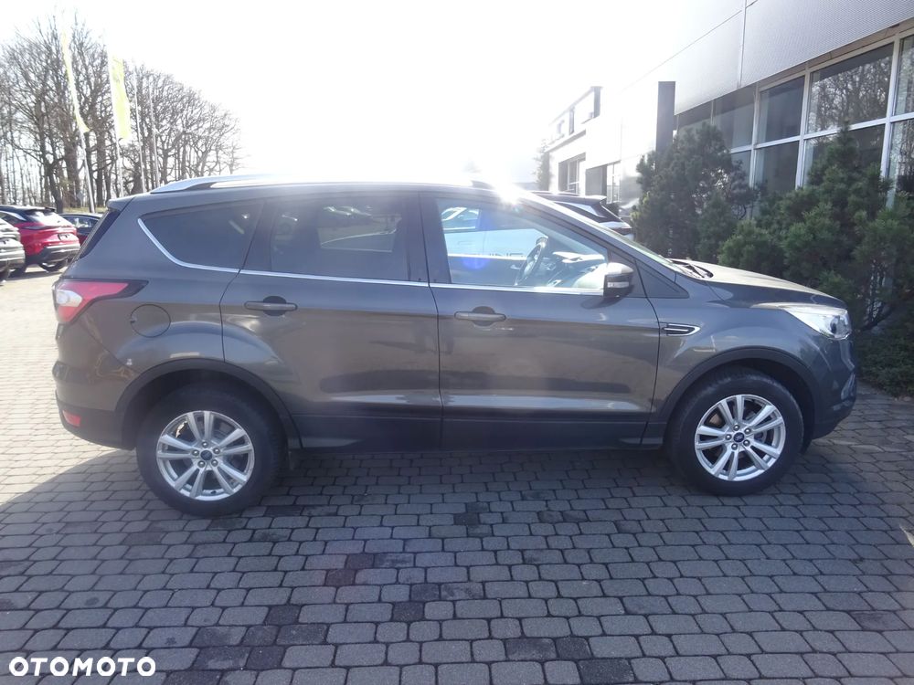 Ford Kuga - 4