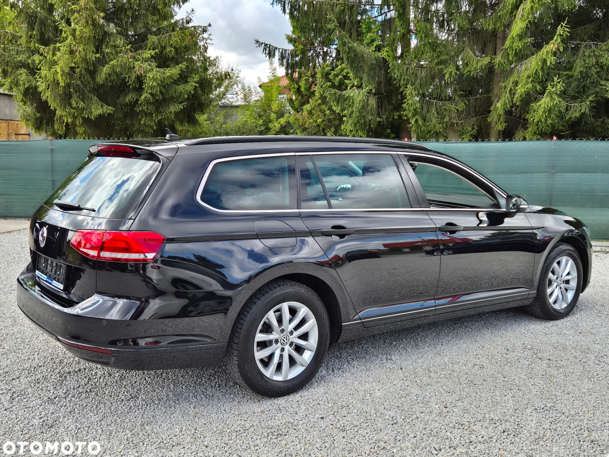 Volkswagen Passat Variant 2.0 TDI SCR DSG Elegance - 16