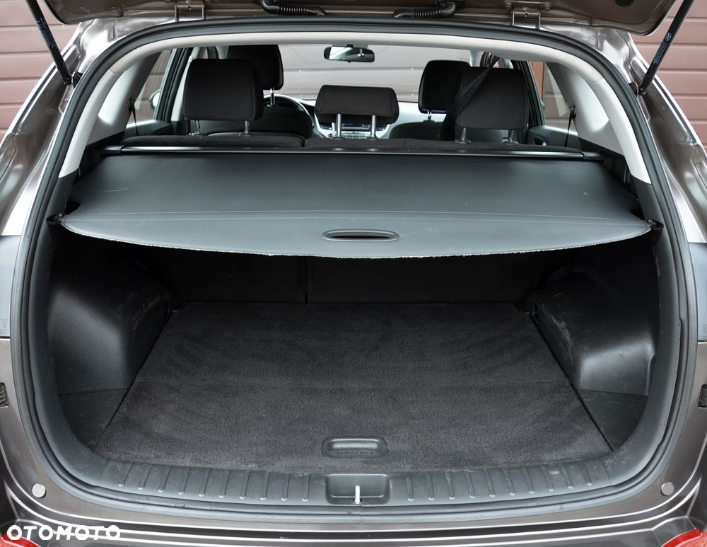 Hyundai Tucson blue 1.6 GDi 2WD Navi - 23