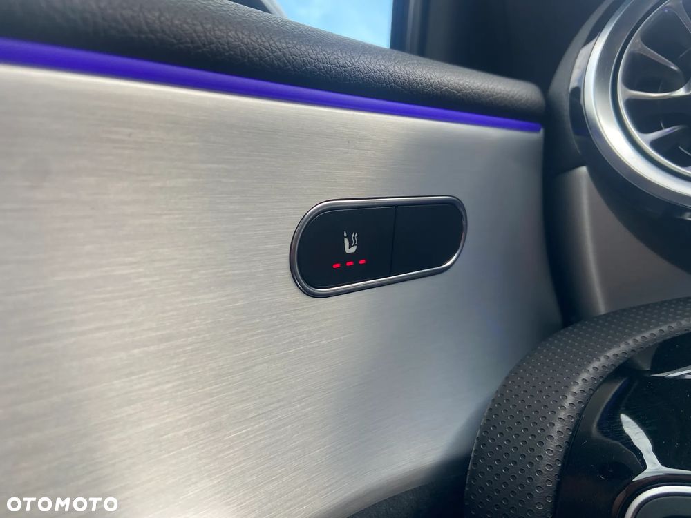 Mercedes-Benz Klasa A 200 AMG Line 7G-DCT - 15