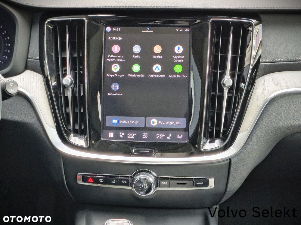 Volvo V60 Cross Country - 20