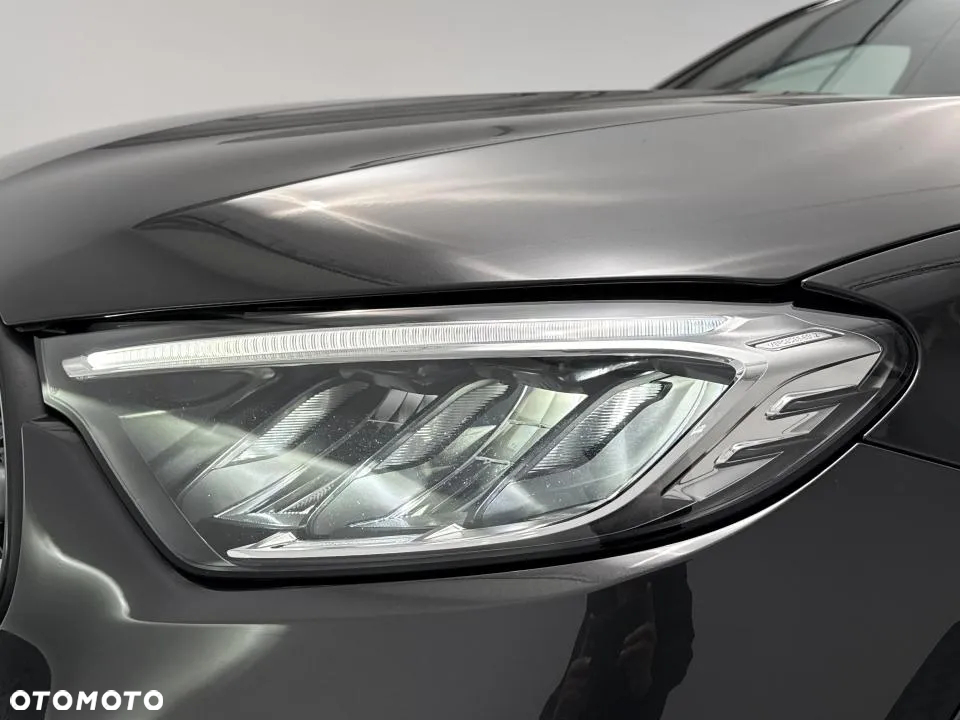 Mercedes-Benz GLC Coupe 200 mHEV 4-Matic AMG Line - 24