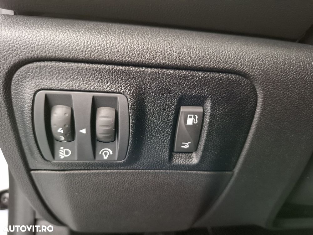 Renault Megane TCE 140 Equilibre - 18