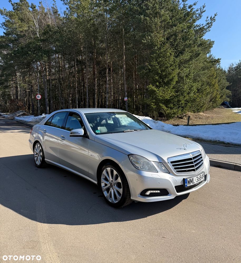 Mercedes-Benz Klasa E 350 CDI DPF 4Matic BlueEFFICIENCY 7G-TRONIC Avantgarde - 6