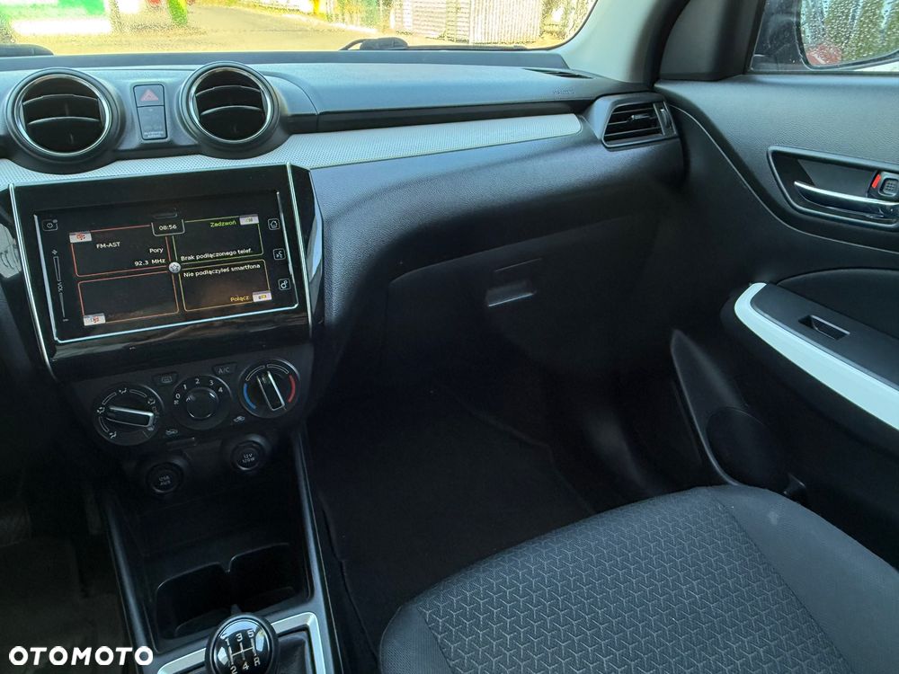 Suzuki Swift - 12